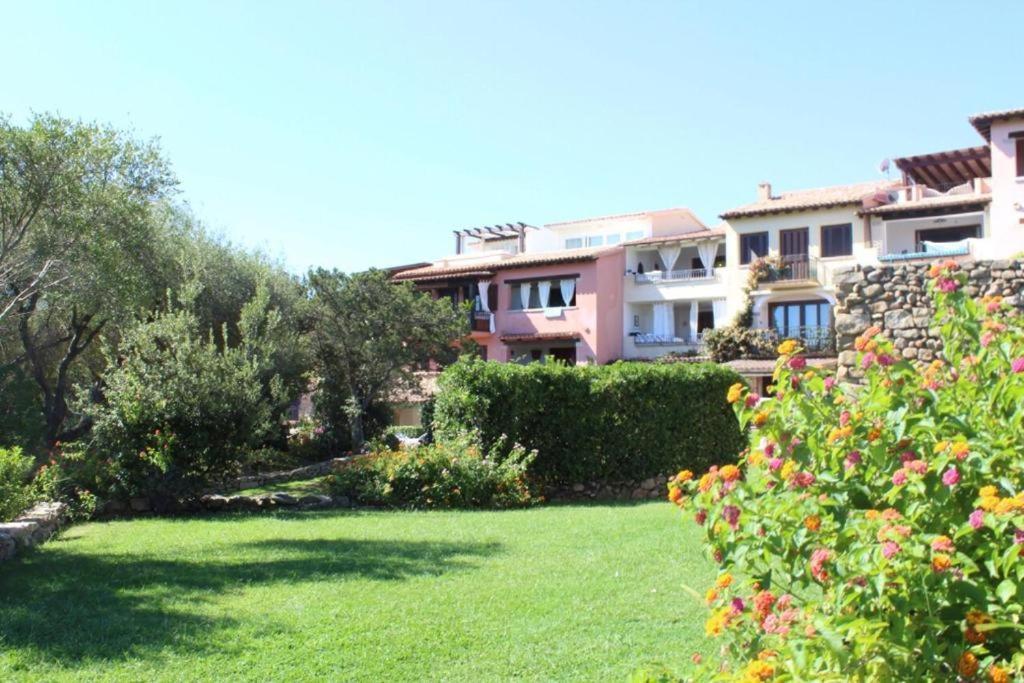 Aldiola Porto Rotondo Apartamento Exterior foto